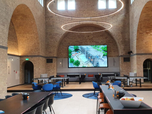 Bouwbedrijf Berghege met audiovisuele oplossingen van Fidato