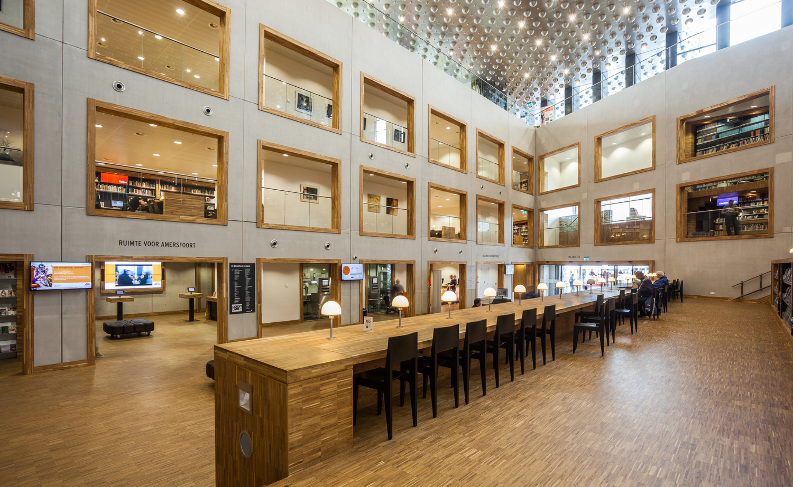Het Eemhuis, cultureel centrum van Amersfoort met audiovisuele oplossingen (av) van Fidato